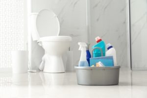 bathroom cleaning supplies